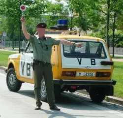 Veřejná bezpečnost - ruce v bok Modely od Patrona