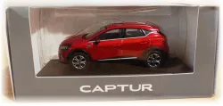 Renault Captur SUV - kaz od lepidla pod zadním i předním světlem Renault Captur SUV - kaz od lepidla pod zadním i předním světlem
