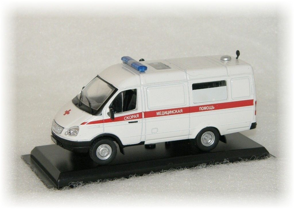 GAZ 32214 Gazelle - Ambulance DeAgostini